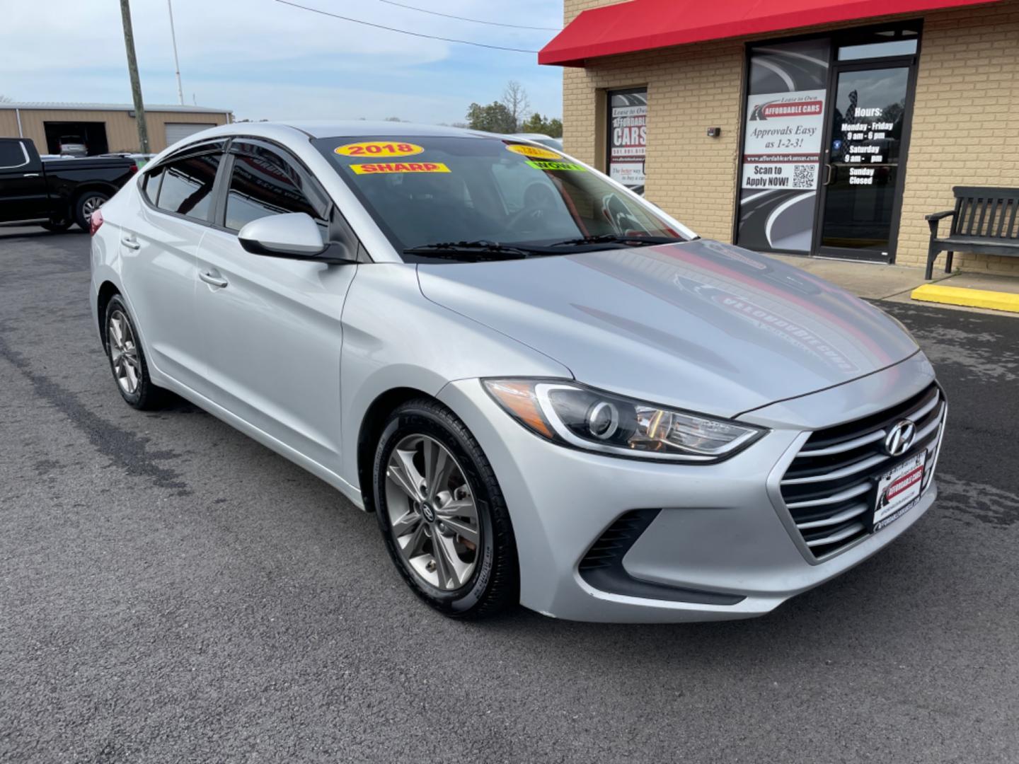 2018 Silver Hyundai Elantra (5NPD84LFXJH) with an 4-Cyl, 2.0 Liter engine, Auto, 6-Spd Shiftronic transmission, located at 8008 Warden Rd, Sherwood, AR, 72120, (501) 801-6100, 34.830078, -92.186684 - Photo#1